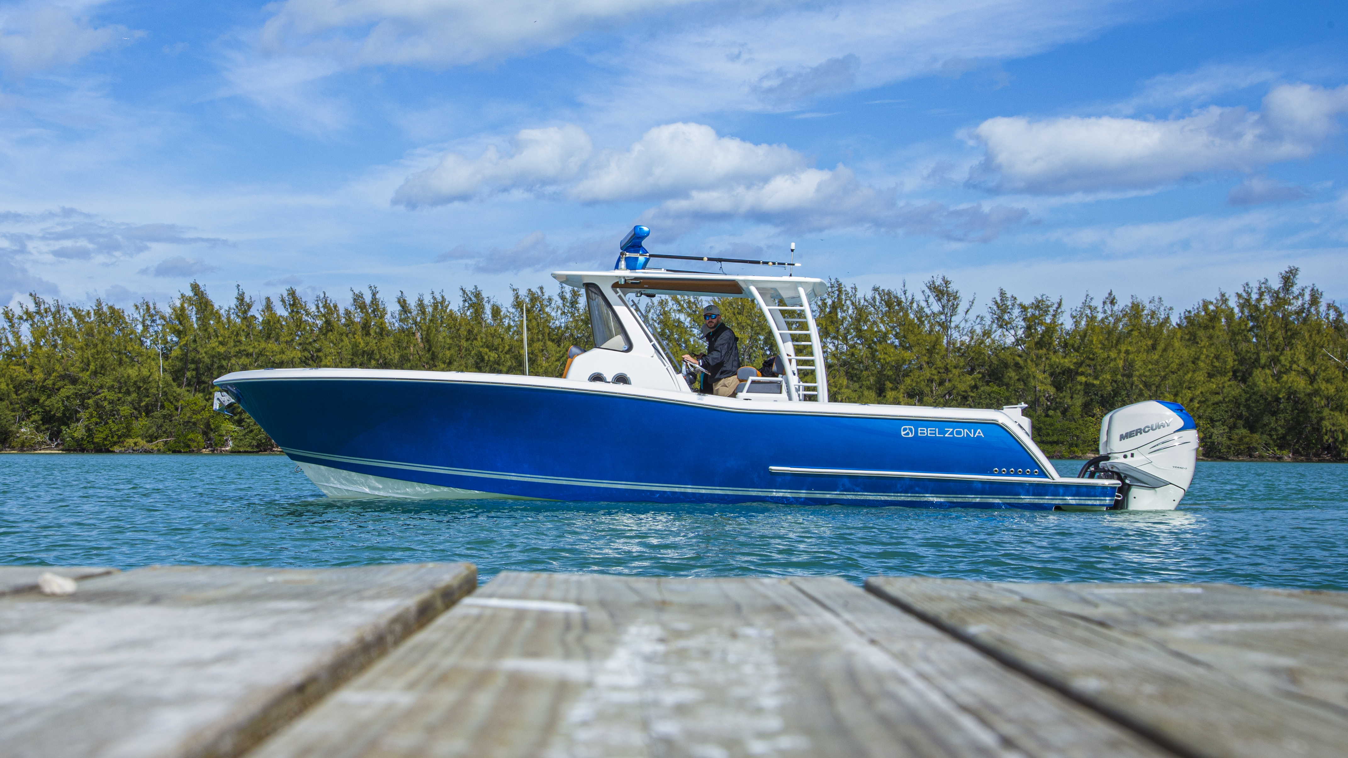 32″ Center Console – Belzona Boats